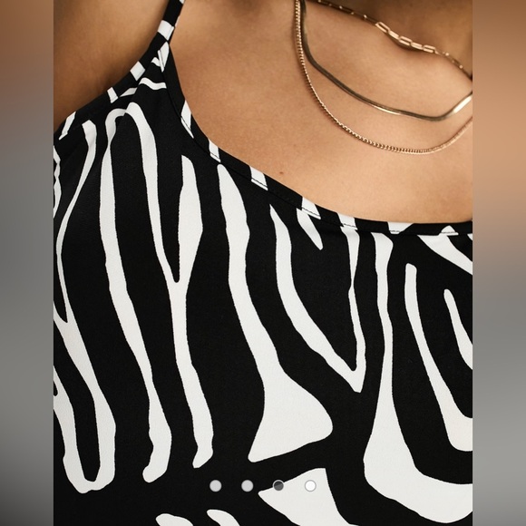 Vila cami maxi dress in zebra print - Picture 4 of 10